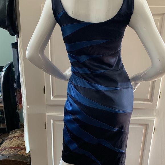 Jax s4 stretch blue dress - Picture 2 of 4